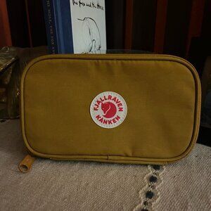 Fjallraven Kanken Card Wallet - Mustard